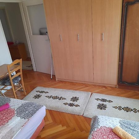 Apartman Bulevar Stupine Tuzla Exterior foto